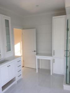 Master Bath, Makeup Area